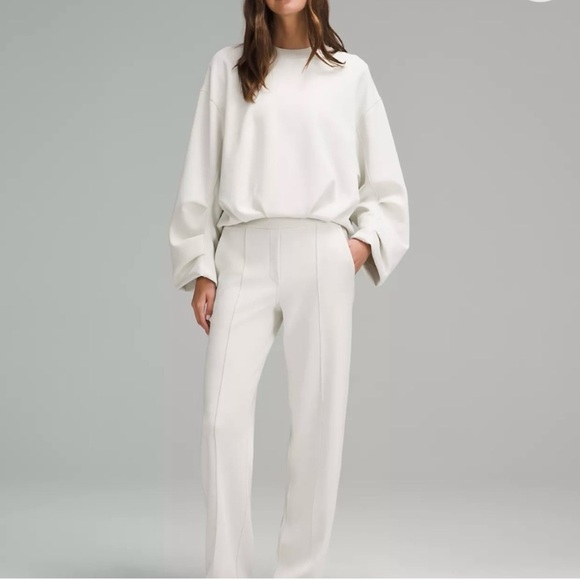 Lululemon Softstreme voluminous sleeve crew neck Sz L - NWT! - Picture 4 of 6